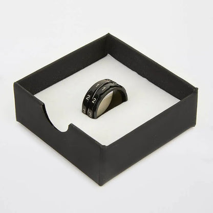 Black Row Counter Ring