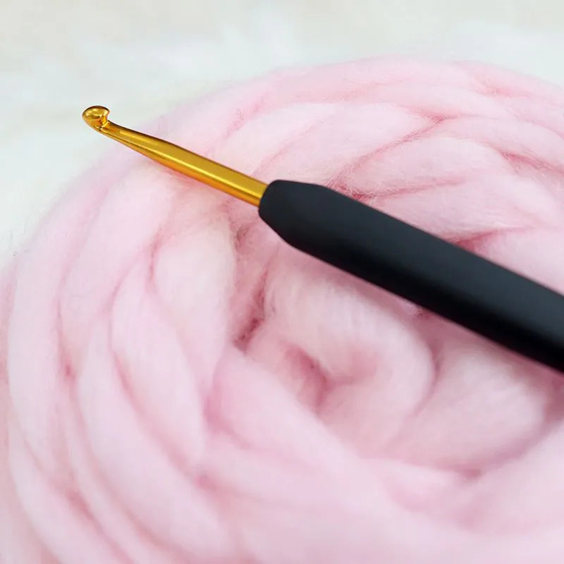 Gold Aluminium Crochet Hooks